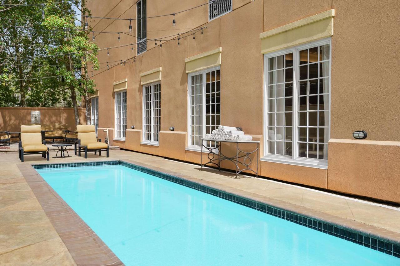 Hampton Inn New Orleans/St.Charles Ave Bagian luar foto